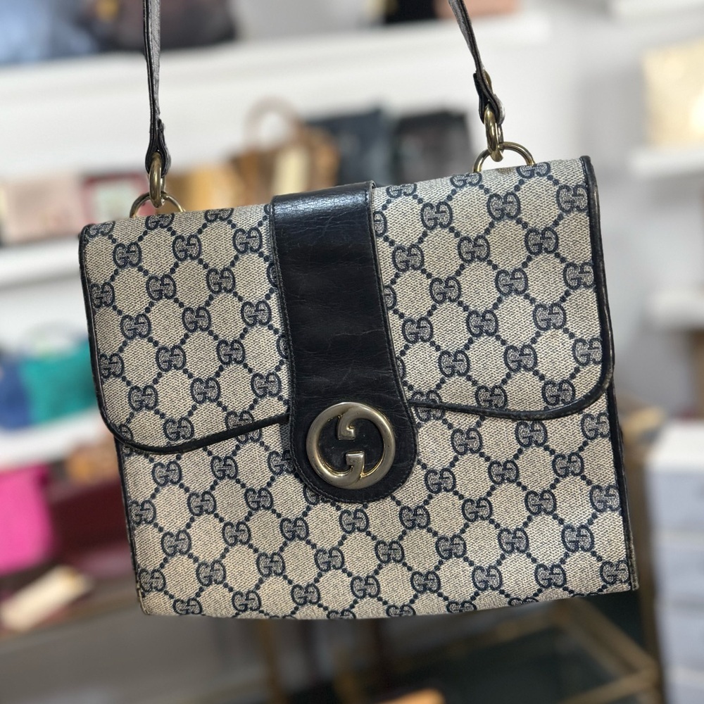 GUCCI NAVY SUPREME SHOULDER BAG